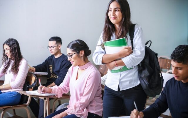 Du học và Cơ cấu Học bổng Canada