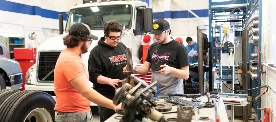 du-hoc-canada-nganh-ky-thuat-tai-centennial-college-5