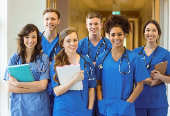 Tại sao nên chọn du học Canada ngành Y?