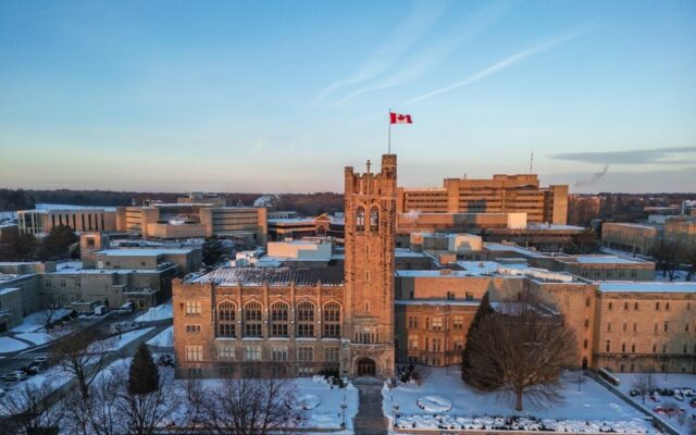 Du học và định cư Canada nên học tiếng Anh hay tiếng Pháp