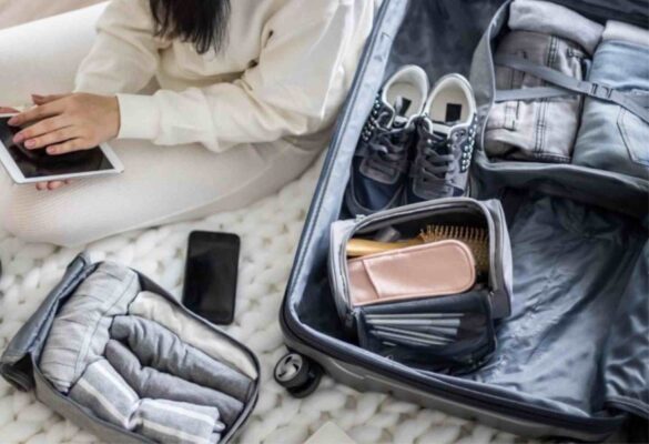 Chuẩn bị quần áo và giày dép phù hợp với khí hậu Canada