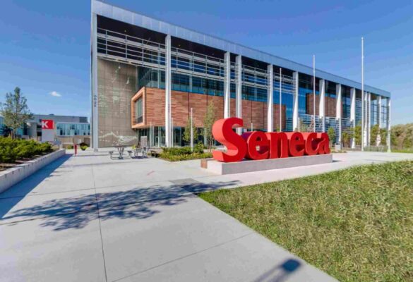 Seneca Polytechnic là gì?