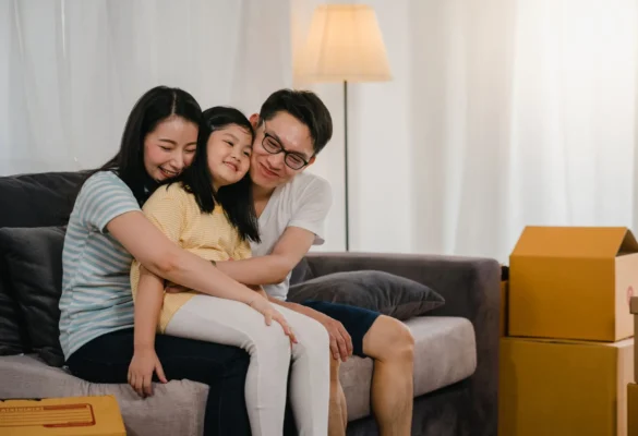Người có thể đảm nhận giám hộ cho con