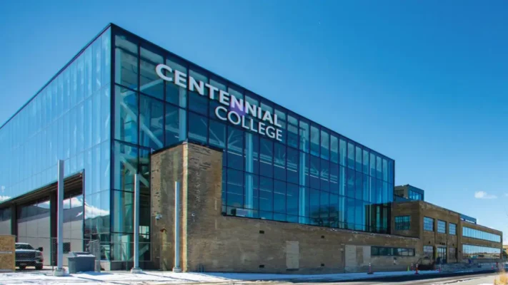 Cao đẳng Centennial College, Canada