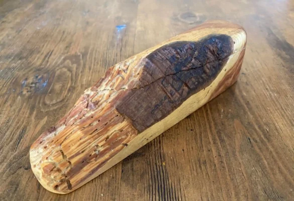 Quà lưu niệm từ gỗ Tuyết tùng đỏ